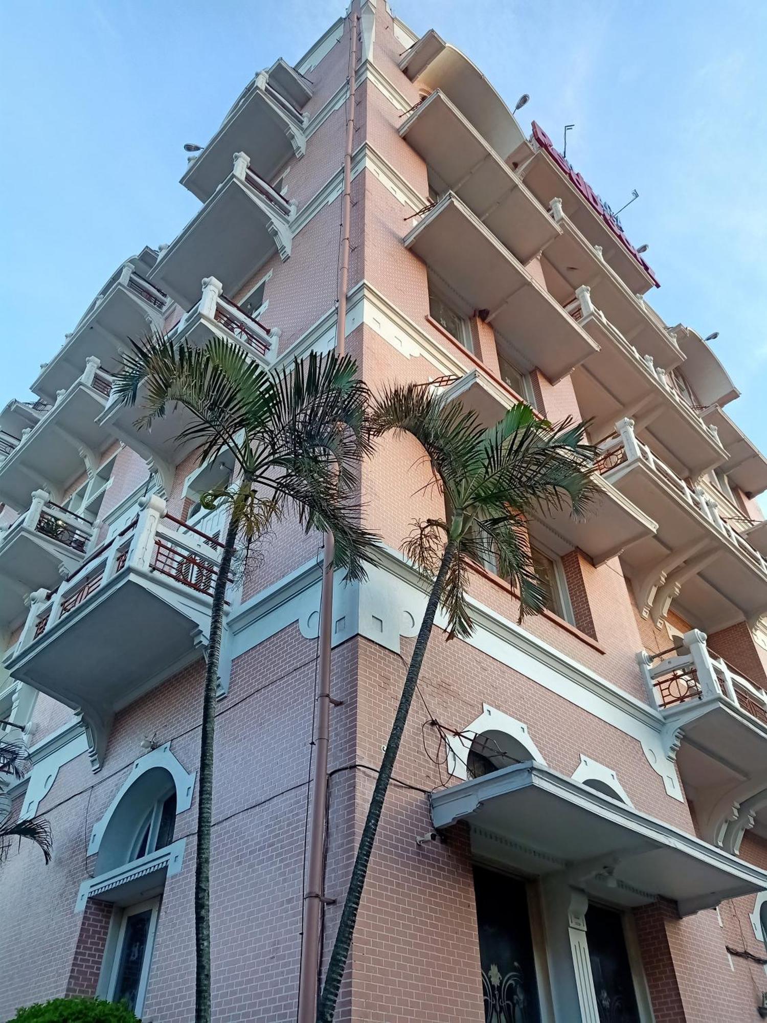 Hotel Niagara Lawang Exterior foto